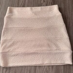 Windsor Cream Textured Pencil Skirt